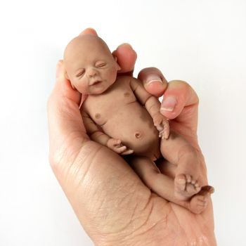 Solid silicone miniature sleeping ethnic baby Luna 11,6 cm (4,6")